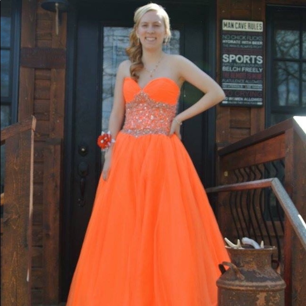 Prom Dress - Picture 2 of 2
